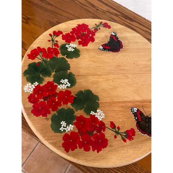 Hand painted butterfly floral design, Lazy Susan - Picture 4 of 4